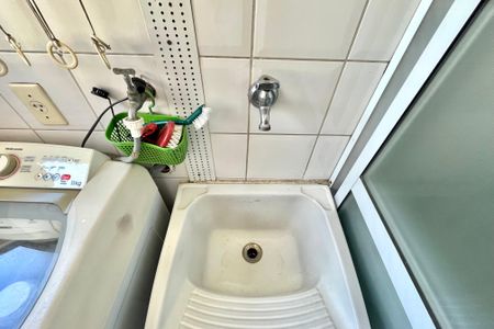 Apartamento para alugar com 55m², 2 quartos e 1 vaga Apartamento para alugar com 55m², 2 quartos e 1 vagaÁrea de Serviço