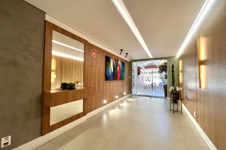 Apartamento para alugar com 55m², 2 quartos e 1 vaga Apartamento para alugar com 55m², 2 quartos e 1 vagaHall social
