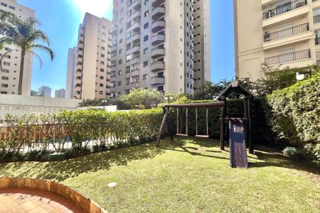 Apartamento para alugar com 55m², 2 quartos e 1 vaga Apartamento para alugar com 55m², 2 quartos e 1 vagaÁrea comum - Playground
