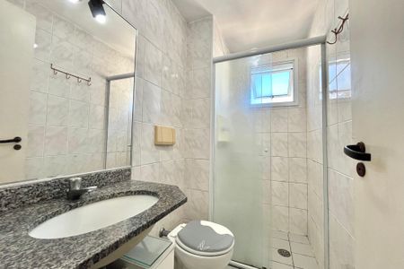 Apartamento para alugar com 55m², 2 quartos e 1 vaga Apartamento para alugar com 55m², 2 quartos e 1 vagaBanheiro