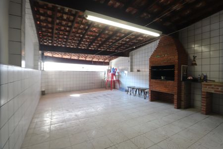 Casa para alugar com 130m², 3 quartos e sem vagaLavanderia e Área de Lazer