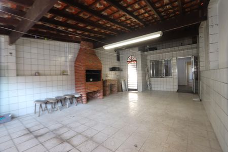 Casa para alugar com 130m², 3 quartos e sem vagaLavanderia e Área de Lazer
