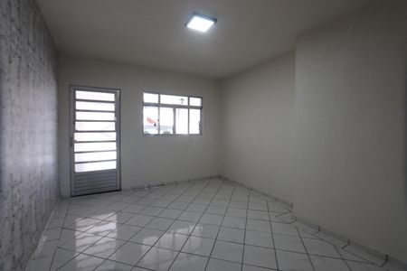 Sala de casa para alugar com 3 quartos, 130m² em Vila Santa Clara, São Paulo