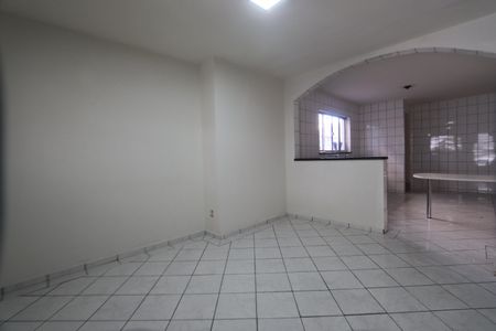 Sala de casa para alugar com 3 quartos, 130m² em Vila Santa Clara, São Paulo