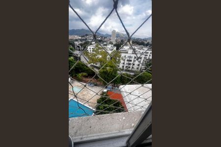 Apartamento para alugar com 52m², 2 quartos e 1 vagaVista da janela