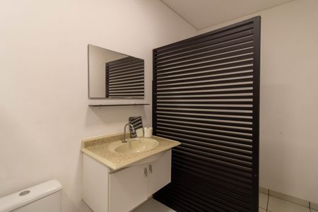 Casa para alugar com 250m², 2 quartos e 2 vagasSuíte