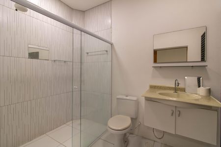 Casa para alugar com 250m², 2 quartos e 2 vagasSuíte
