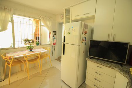 Casa para alugar com 227m², 3 quartos e 3 vagas