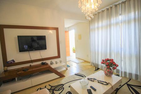 Casa para alugar com 3 quartos, 227m² em Belenzinho, São Paulo