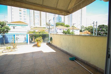 Casa para alugar com 227m², 3 quartos e 3 vagas