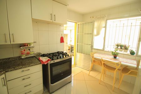 Casa para alugar com 227m², 3 quartos e 3 vagas