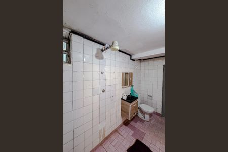 Casa para alugar com 240m², 3 quartos e 2 vagasBanheiro de serviço
