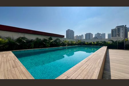Studio para alugar com 27m², 1 quarto e sem vagaPiscina