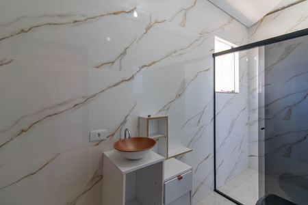Casa para alugar com 350m², 3 quartos e 4 vagas Casa para alugar com 350m², 3 quartos e 4 vagasBanheiro da Suíte