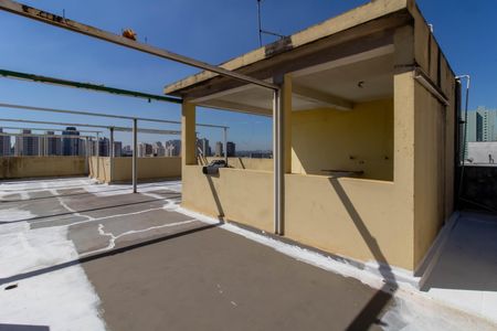 Casa para alugar com 350m², 3 quartos e 4 vagas Casa para alugar com 350m², 3 quartos e 4 vagasTerraço