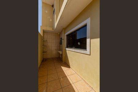 Casa para alugar com 350m², 3 quartos e 4 vagas Casa para alugar com 350m², 3 quartos e 4 vagasLavanderia