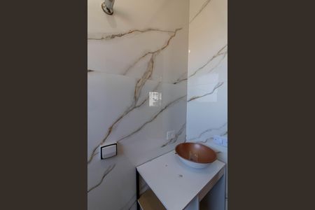 Casa para alugar com 350m², 3 quartos e 4 vagas Casa para alugar com 350m², 3 quartos e 4 vagasBanheiro social