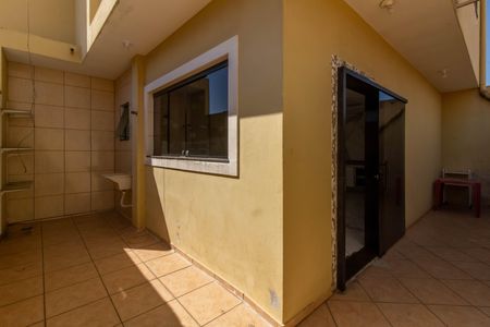 Casa para alugar com 350m², 3 quartos e 4 vagas Casa para alugar com 350m², 3 quartos e 4 vagasLavanderia