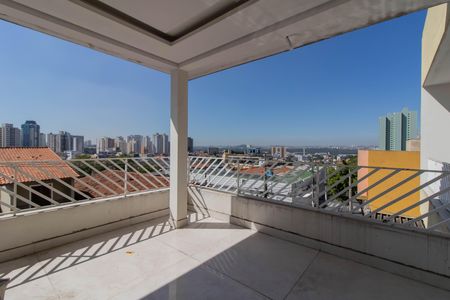 Casa para alugar com 350m², 3 quartos e 4 vagas Casa para alugar com 350m², 3 quartos e 4 vagasVaranda