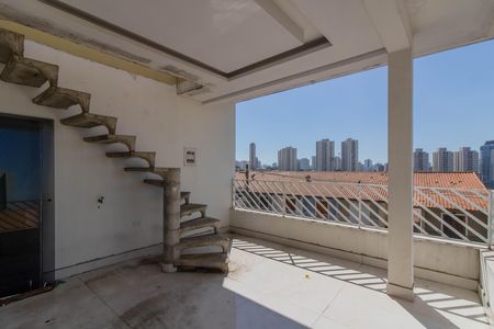Casa para alugar com 350m², 3 quartos e 4 vagas Casa para alugar com 350m², 3 quartos e 4 vagasVaranda