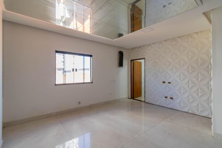 Suíte de casa para alugar com 3 quartos, 350m² em Vila das Palmeiras, Guarulhos