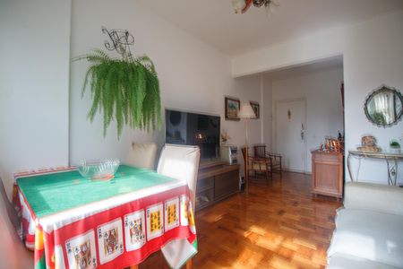 Sala de apartamento à venda com 4 quartos, 80m² em Tijuca, Rio de Janeiro