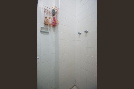 Apartamento à venda com 80m², 3 quartos e 1 vaga Apartamento à venda com 80m², 3 quartos e 1 vagaBanheiro