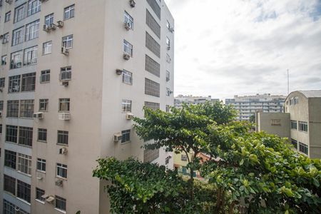 Apartamento à venda com 80m², 3 quartos e 1 vaga Apartamento à venda com 80m², 3 quartos e 1 vagaQuarto 2 Vista