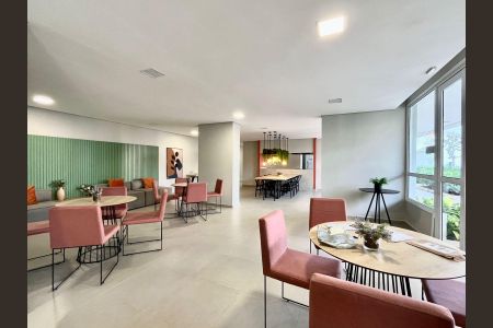 Apartamento à venda com 56m², 2 quartos e 1 vaga Apartamento à venda com 56m², 2 quartos e 1 vagaÁrea comum - Salão de festas