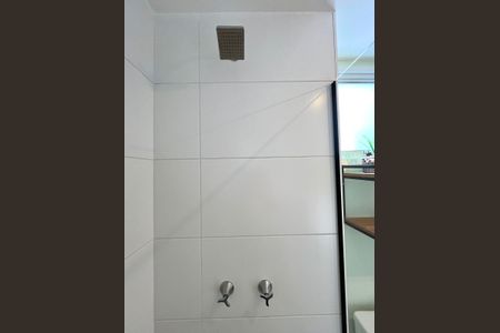 Apartamento à venda com 56m², 2 quartos e 1 vaga Apartamento à venda com 56m², 2 quartos e 1 vagaBanheiro da Suíte