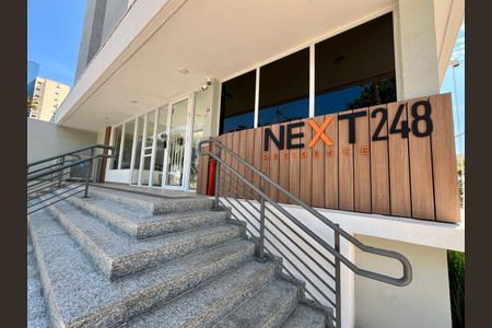 Apartamento à venda com 56m², 2 quartos e 1 vaga Apartamento à venda com 56m², 2 quartos e 1 vagaFachada e portaria