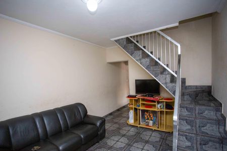 Casa à venda com 196m², 3 quartos e 2 vagasSala de TV