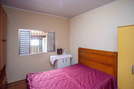 Casa à venda com 196m², 3 quartos e 2 vagasQuarto 3