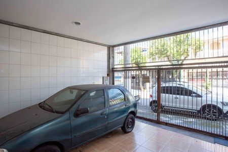 Casa à venda com 196m², 3 quartos e 2 vagasGaragem