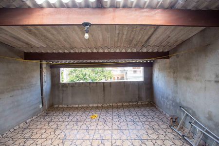 Casa à venda com 196m², 3 quartos e 2 vagasVaranda 