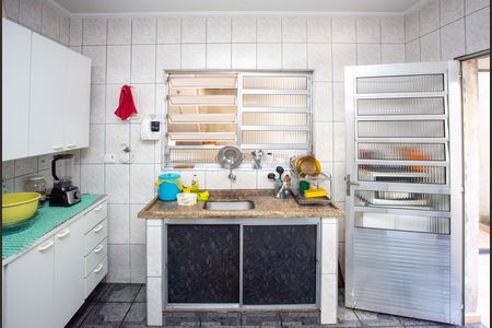 Casa à venda com 196m², 3 quartos e 2 vagasCozinha