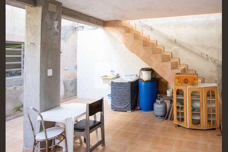 Casa à venda com 196m², 3 quartos e 2 vagasÁrea de Serviço/Quintal