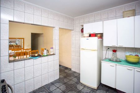 Casa à venda com 196m², 3 quartos e 2 vagasCozinha