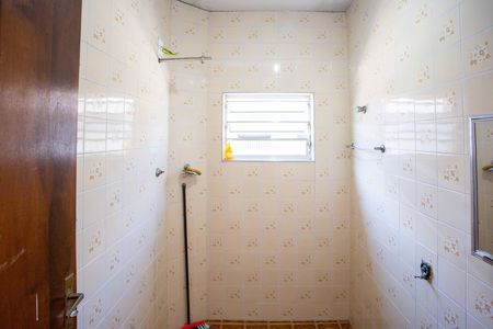 Casa à venda com 196m², 3 quartos e 2 vagasBanheiro 2