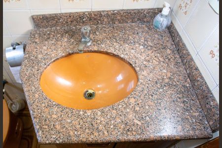 Casa à venda com 196m², 3 quartos e 2 vagasBanheiro 2