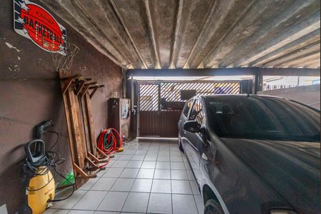 Casa à venda com 180m², 2 quartos e 2 vagas Casa à venda com 180m², 2 quartos e 2 vagasGaragem