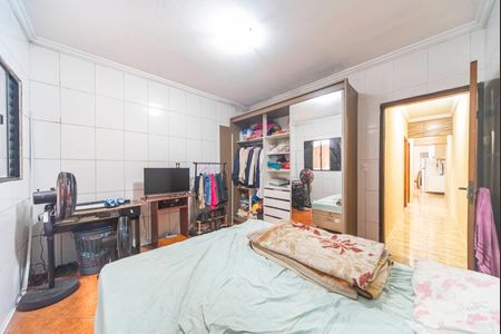 Casa à venda com 180m², 2 quartos e 2 vagas Casa à venda com 180m², 2 quartos e 2 vagasQuarto 2