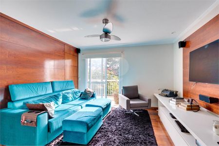 Casa à venda com 3 quartos, 317m² em Santo Amaro, São Paulo