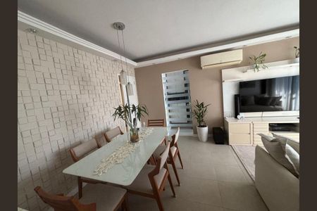 Apartamento à venda com 2 quartos, 60m² em Centro, Niterói