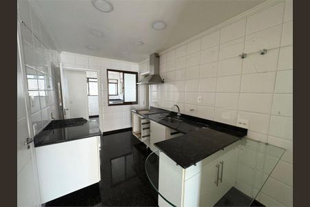 Apartamento à venda com 4 quartos, 165m² em Vila Gomes Cardim, São Paulo