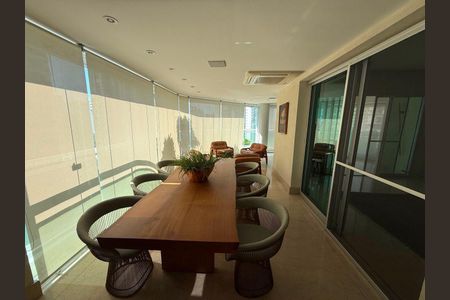 Apartamento à venda com 3 quartos, 418m² em Barra da Tijuca, Rio de Janeiro