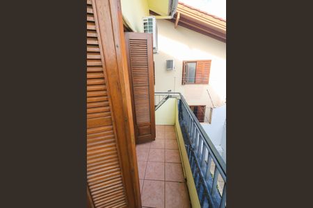 Casa à venda com 472m², 5 quartos e 4 vagasSacada da suíte 1