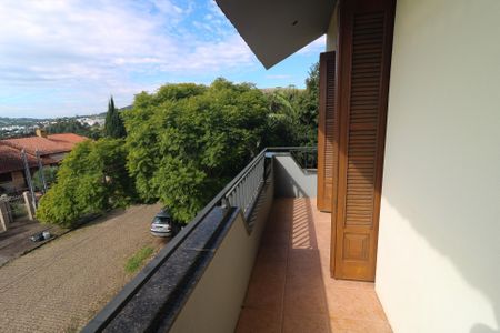 Casa à venda com 472m², 5 quartos e 4 vagasSacada da suíte 2
