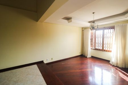 Sala 1 de casa para alugar com 5 quartos, 472m² em Ipanema, Porto Alegre