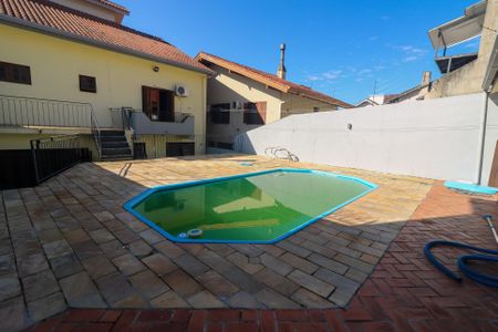 Casa à venda com 472m², 5 quartos e 4 vagasPiscina